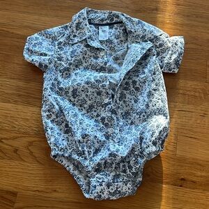 Carter’s 9mos button down
